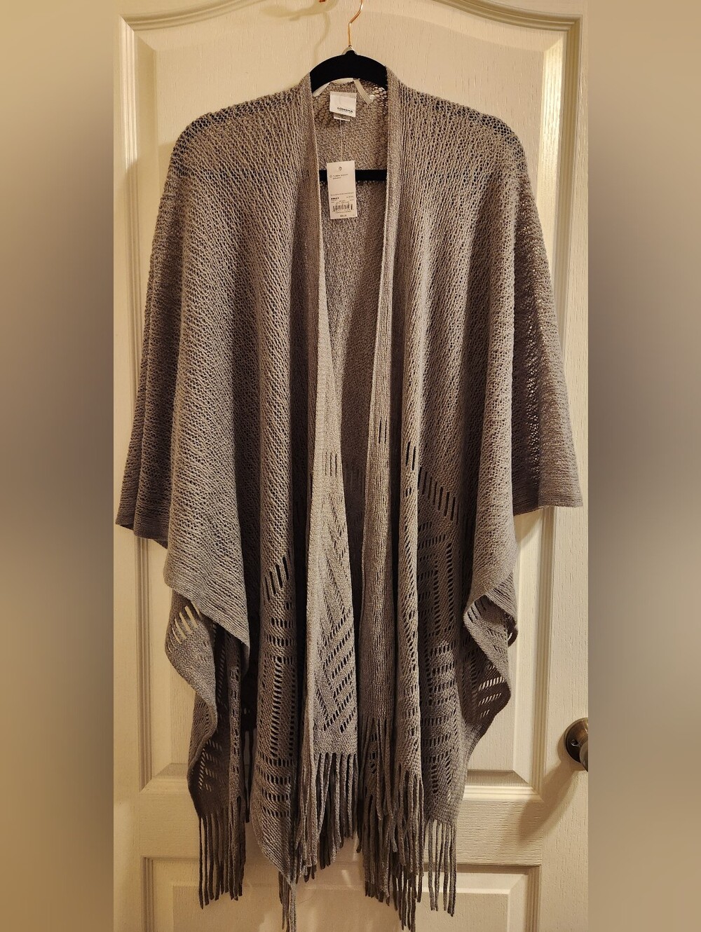 Sonoma Knit Fringe Wrap / Ruana, Grey- New With Tag (One Size)